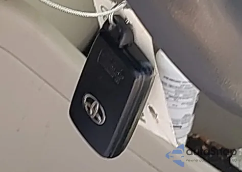 2012 Toyota Prius V Five z USA, uszkodzony, nr VIN JTDZN3EU8C3149863